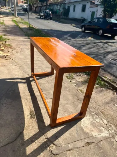 Mesa de madeira para escritório