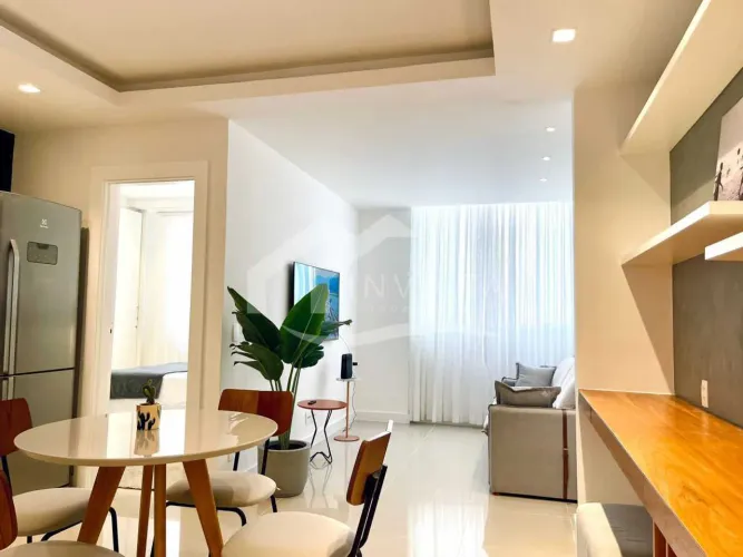 INCRÍVEL APARTAMENTO REFORMADO PRÓXIMO AO METRÔ