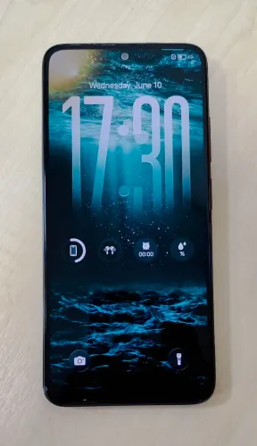 Redmi Note 11 - NFC - 6 GB Ram.
