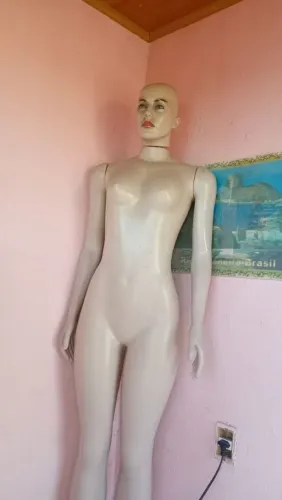 Vendo manequim