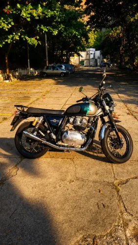 Interceptor 650 2022