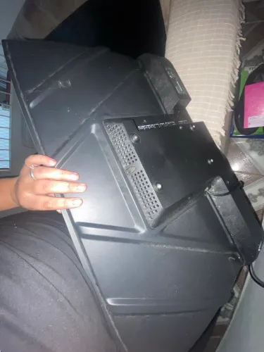 Tv para retirada de peças