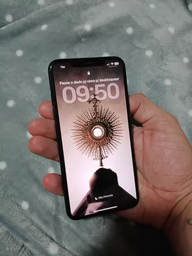 IPhone 11 pro max novinho conservado