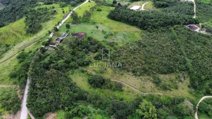 Acesso sem estrada de terra! Propriedade com 7 Hectares em Chã Grande