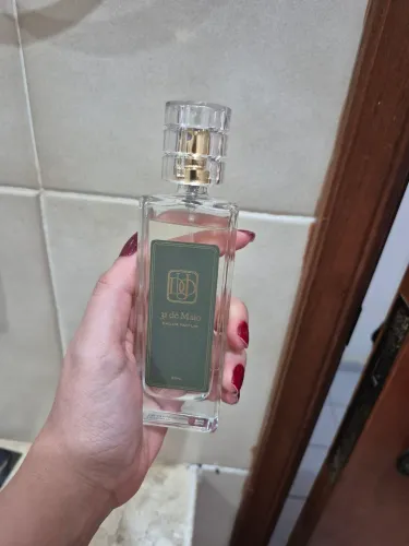 Perfume 31 de maio Caroline Duó