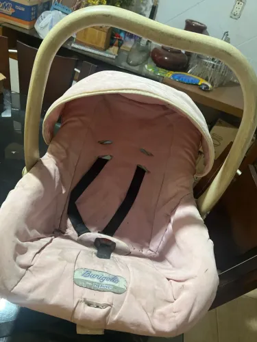 Vende se bebe conforto