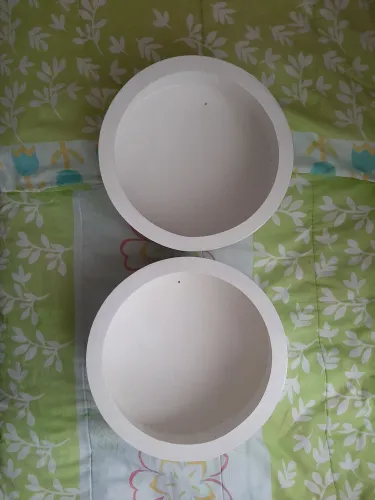 02 nichos redondo 30 cm de diâmetro branco,  não acompanha brinquedos 