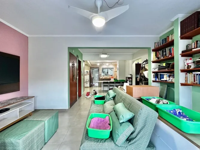 Casa à venda no Guaiúba no Guarujá, SP | QVista Inteligência Imobiliária Guarujá