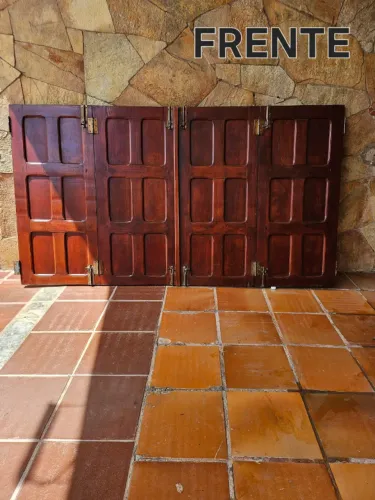 JANELA COLONIAL EM MADEIRA MACIÇA MED. 200cm(L) X 110cm(A)