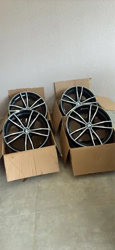 Jogo de rodas originais BMW m sport aro 19