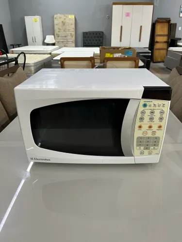 Micro ondas Electrolux 18 litros