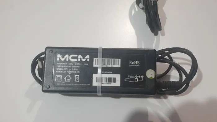 Fonte / Carregador de Notebook MCM - Modelo FON0953-RS