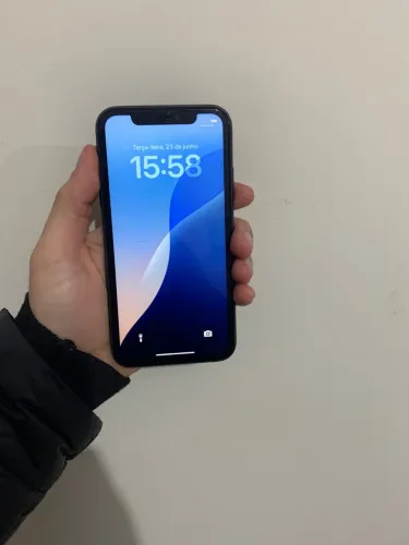 iPhone 11, 64 giga