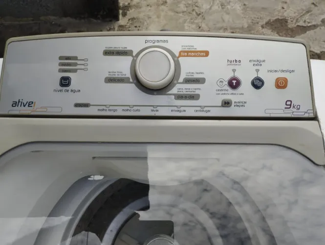 Lava roupa Brastemp 9 kg 220 v