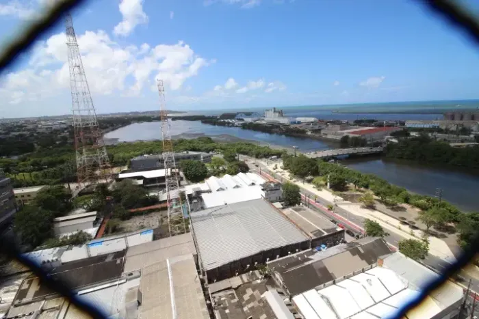 Apartamento para aluguel Ed. Jardins Aurora 4 suites em Santo Amaro 3 vagas - Recife - PE