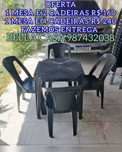 CONJUNTO DE MESA COM CADEIRA DE PLASTICO SKSMDM QUADRADA DJDKD DEM SEM BRAÇO