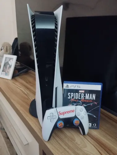 PS5 FAT mídia física,1 controle + jogo Spider Man Miles Morales