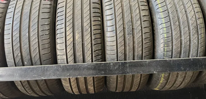 Jogo de pneus 16 Corolla , Civic , Focus , Astra 205/55 R16 semi novos ( 205/55/16 )