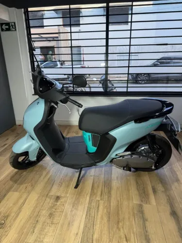 Yamaha Neos Connected (elétrica) 2026 com apenas 70km