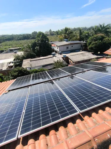LIMPEZA DE PLACA SOLAR
