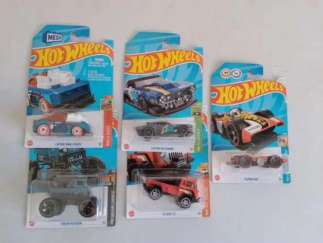 Lote Hot Wheels miniaturas lacradas Mattel.