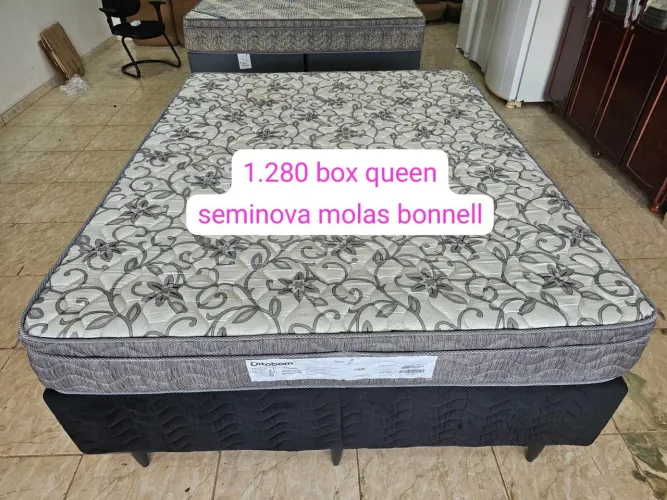 CAMA BOX QUEEN MOLAS BONNEL SEMINOVA