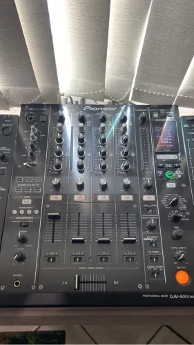 Par Cdj 850 Pioneer e Mixer Nexus 900