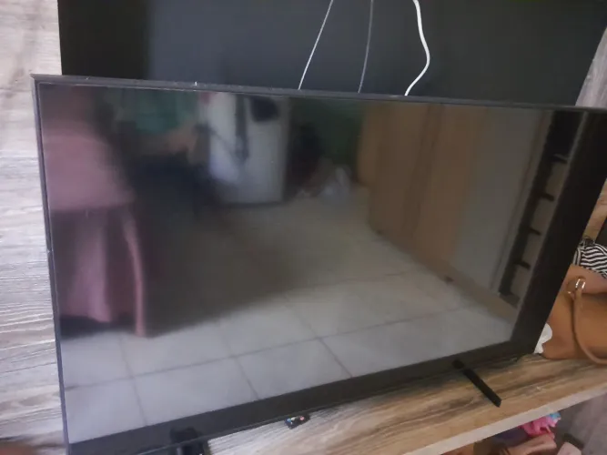 Vende se uma tv 50