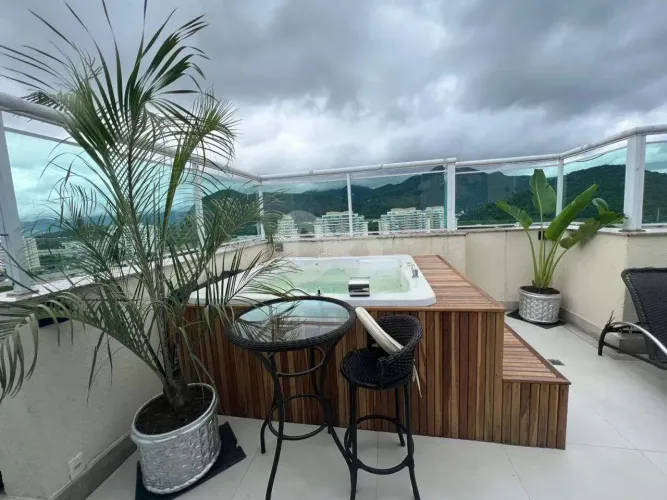 Cobertura para Venda em Rio de Janeiro / RJ no bairro Barra da Tijuca