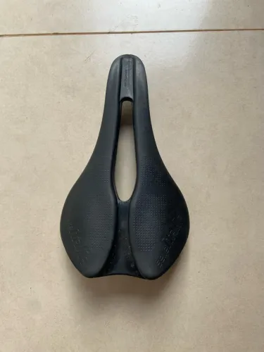 Vendo Selim Selle Italia 145mm