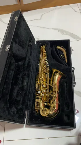 SAXOFONE JÚPITER 
