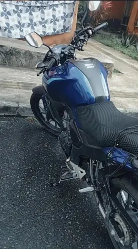 Moto Semi nova, pouco rodado