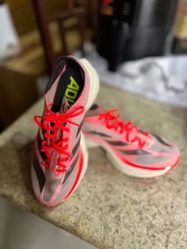 Tênis novo ADIDAS AdZero p CORRIDA