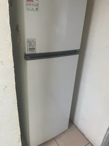 Geladeira Midea Duplex