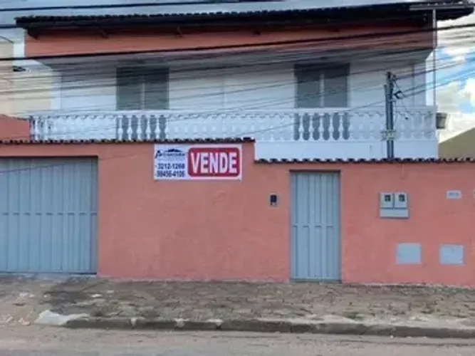 Imóvel para venda com 04 quartos na Vila Canaã, Goiânia/GO