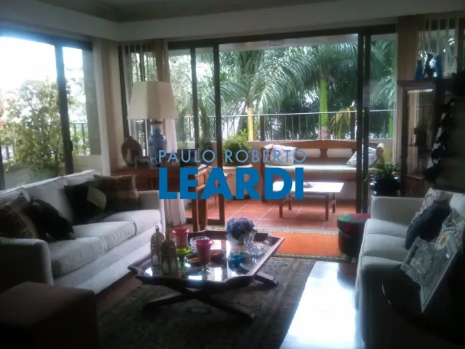 APARTAMENTO - REAL PARQUE - SP