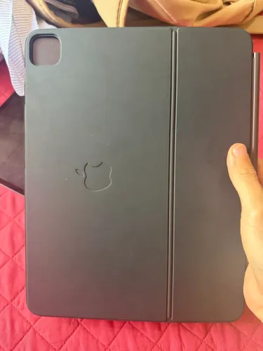 Magic Keyboard iPad Pro 13 M4