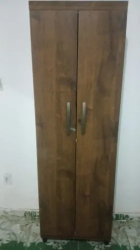Armário de cozinha e fogão