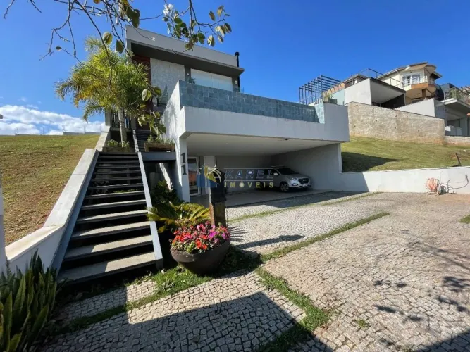 CASA MOBILIADA para LOCAÇÃO com 3 SUÍTES, PISCINA em BRAGANÇA PAULISTA no CONDOMÍNIO VALE 