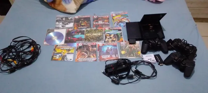 Vendo Playstation 2 e troco por xbox 360