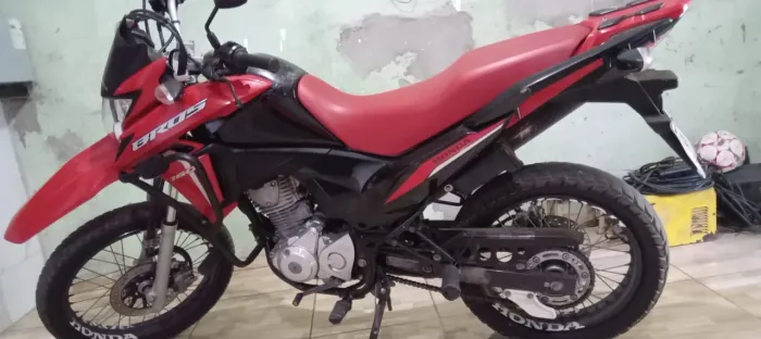 Bros 160