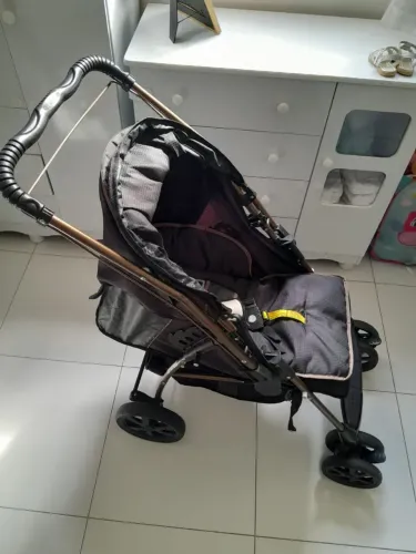 Carrinho bebê Galzerano