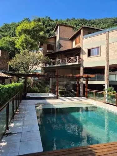 Casa à Venda em Itacoatiara