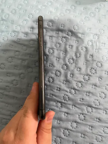 iPhone 11 Pro Max novíssimo 
