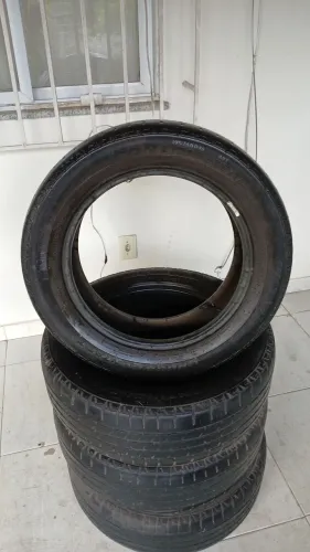 Pneus CONTINENTAL 195/60 R 16