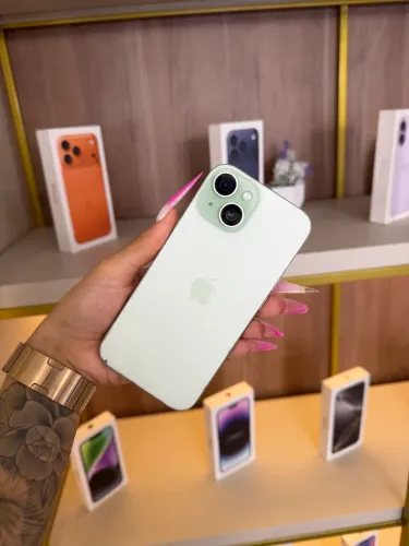 iPhone 15 256gb Verde