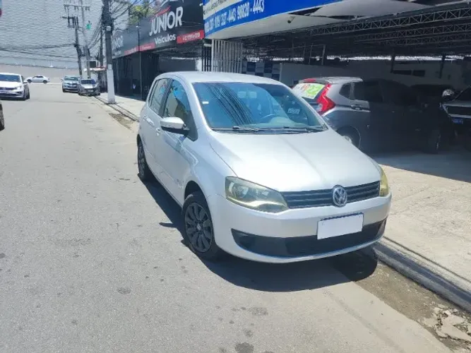 Volkswagen Fox 1.0 MI Total Flex 8V 5P 2014