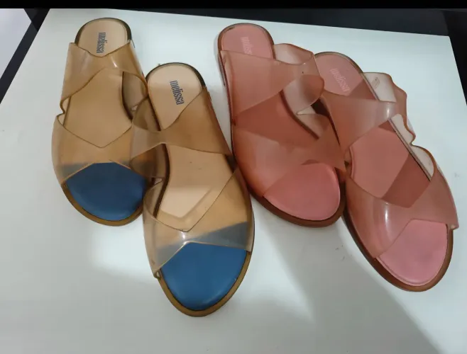 2 Melissas