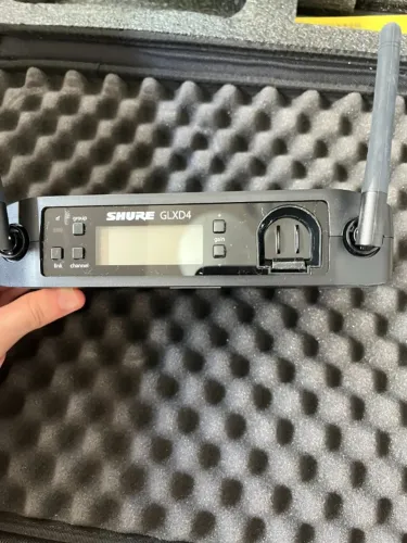 Sistema Sem Fio Shure GLXD4 + GLXD1 com Headset Samson DE50 ? Bateria precisa troca