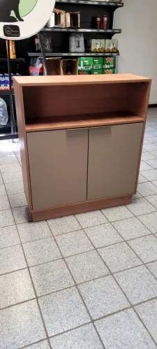 Vendo aparador em MDF